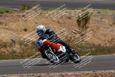 media/Apr-19-2025-AHRMA (Sat) [[3d98ca3309]]/Race/Group 3/turn 4/